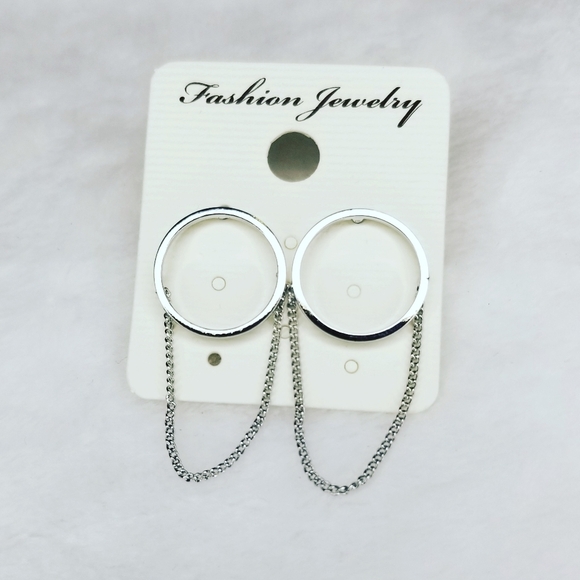 5 for $15 earrings - Picture 3 of 8